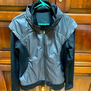 COPY - Lululemon Wind Break Fleece Jacket. Rare. They only made a few of these.
